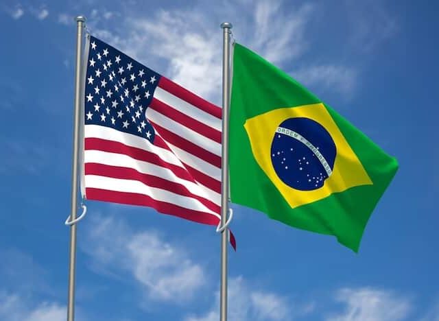 Juiz não reconhece unicidade contratual a empregado contratado nos EUA
